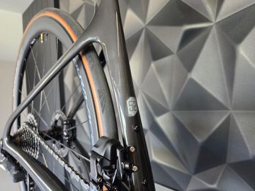 Used Cannondale SuperSix EVO Shimano Ultegra Di2 2026 Road & Gravel, Black — image 7 of 8