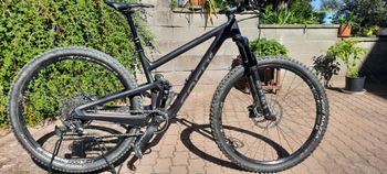 Used Focus O1E 8.7 2020 2020 Mountainbike, Black, 29 — image 5 of 5