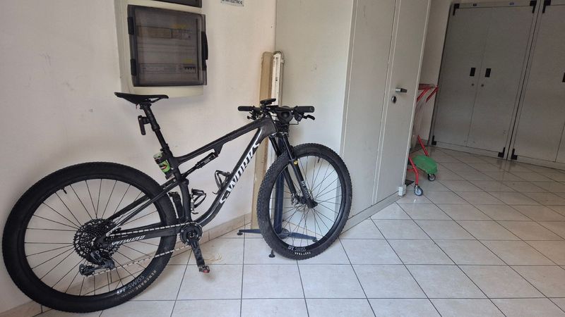 Used Specialized S-Works Epic 2022 Frameset 2022 Mountainbike, Black, 29 — image 3 of 5