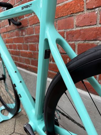 Used Bianchi Sprint Shimano 105 2025 Road & Gravel — image 30 of 30