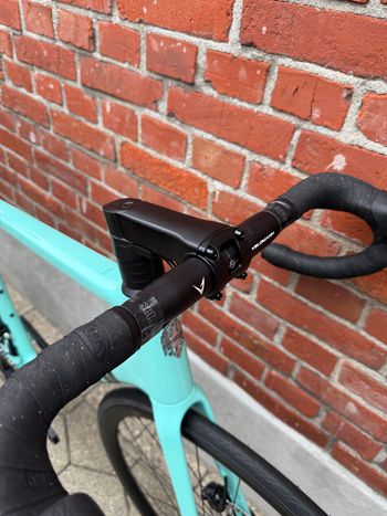 Used Bianchi Sprint Shimano 105 2025 Road & Gravel — image 12 of 30
