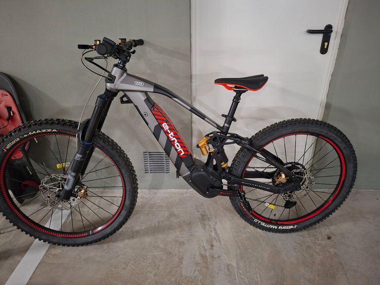 Used audi Audi EMTB 2.0 2025 Mountainbike, Gris claro — image 1 of 11