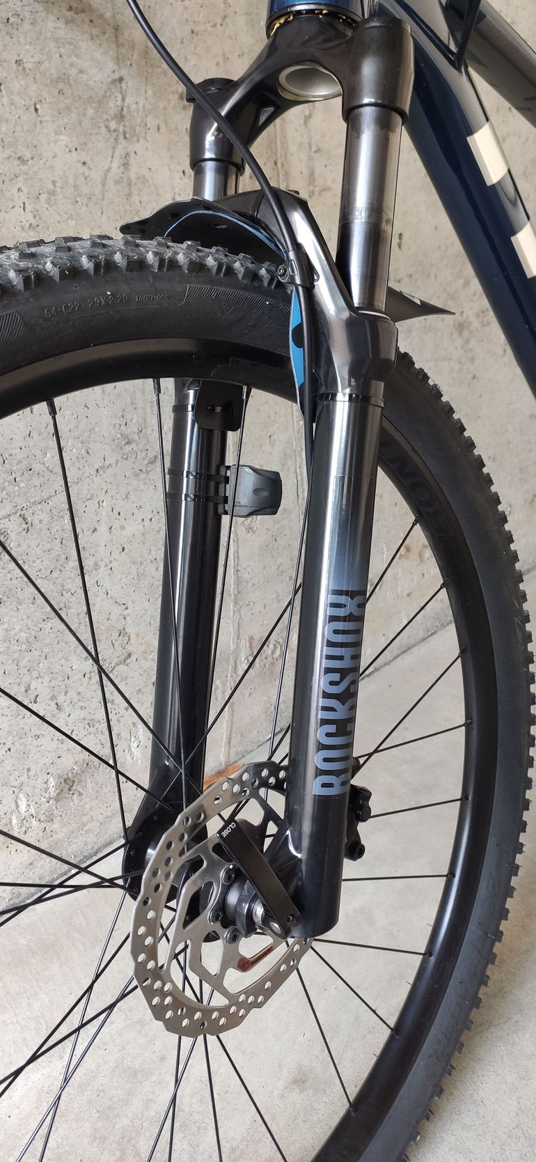 Used Trek Trek Xcaliber 7 2021 Mountainbike, Blue — image 6 of 7