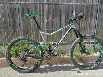 Used Scott Spark 710+ 2017 Mountainbike, Light Gray — image 1 of 6