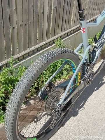 Used Scott Spark 710+ 2017 Mountainbike, Light Gray — image 5 of 6