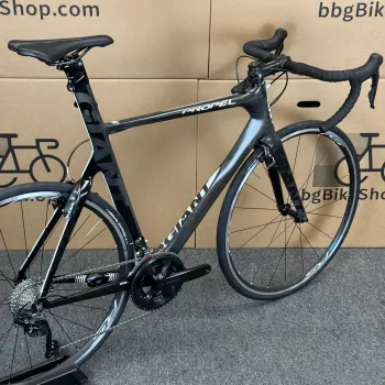 Used Giant Giant Propel - 11-speed Shimano 105 (2015) 58cm 2015 Road & Gravel, Black — image 3 of 7
