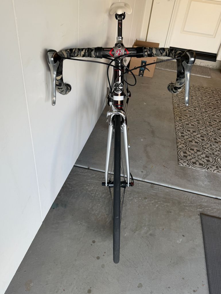 Used Trek Madone SL 5.2 2006 2006 Road & Gravel, Purple — image 22 of 23