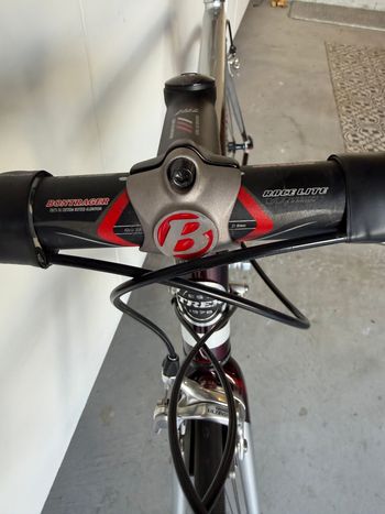 Used Trek Madone SL 5.2 2006 2006 Road & Gravel, Purple — image 11 of 23