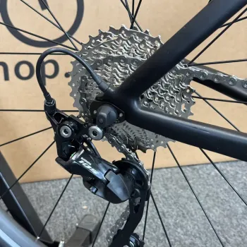 Used Toray T800 Carbon Fiber Aero Road Bike - 11-speed Shimano 105 60cm 2018 Road & Gravel, Black — image 6 of 8