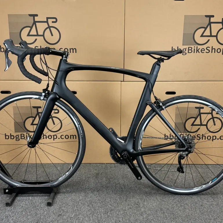 Used Toray T800 Carbon Fiber Aero Road Bike - 11-speed Shimano 105 60cm 2018 Road & Gravel, Black — image 2 of 8