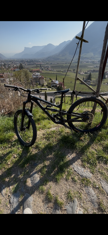Tweedehands YT Custom Shimano Deore XT 2024 MTB