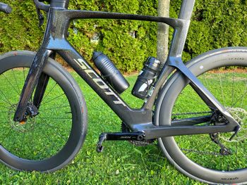 Used Scott Foil RC 20 2025 2025 Road & Gravel, Black — image 16 of 32