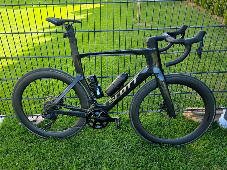 Used Scott Foil RC 20 2025 2025 Road & Gravel, Black — image 1 of 32