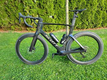 Used Scott Foil RC 20 2025 2025 Road & Gravel, Black — image 25 of 32