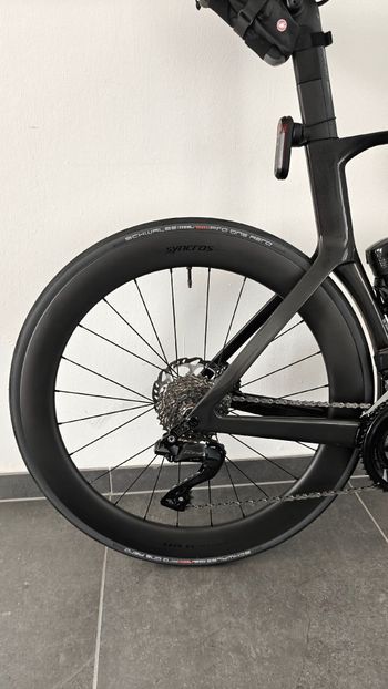 Used Scott Foil RC 20 2025 2025 Road & Gravel, Black — image 8 of 18
