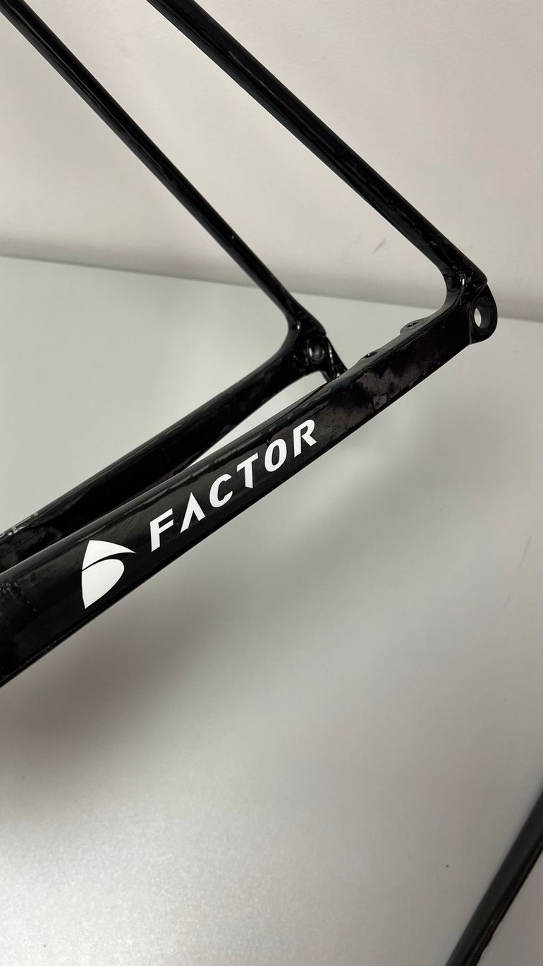 Used Factor O2 Frameset Premium 2023 Frameset 2023 Road & Gravel, Black — image 9 of 12