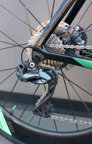 Used Giant Propel Shimano Ultegra Di2 2018 Road & Gravel, Black — image 2 of 5