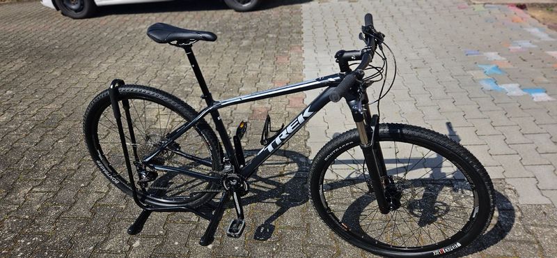 Used Trek Superfly 5 2017 2017 MTB