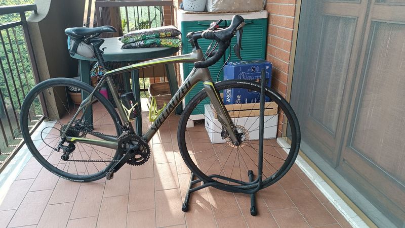 Used Specialiced Custom Shimano Ultegra 2016 Road & Gravel