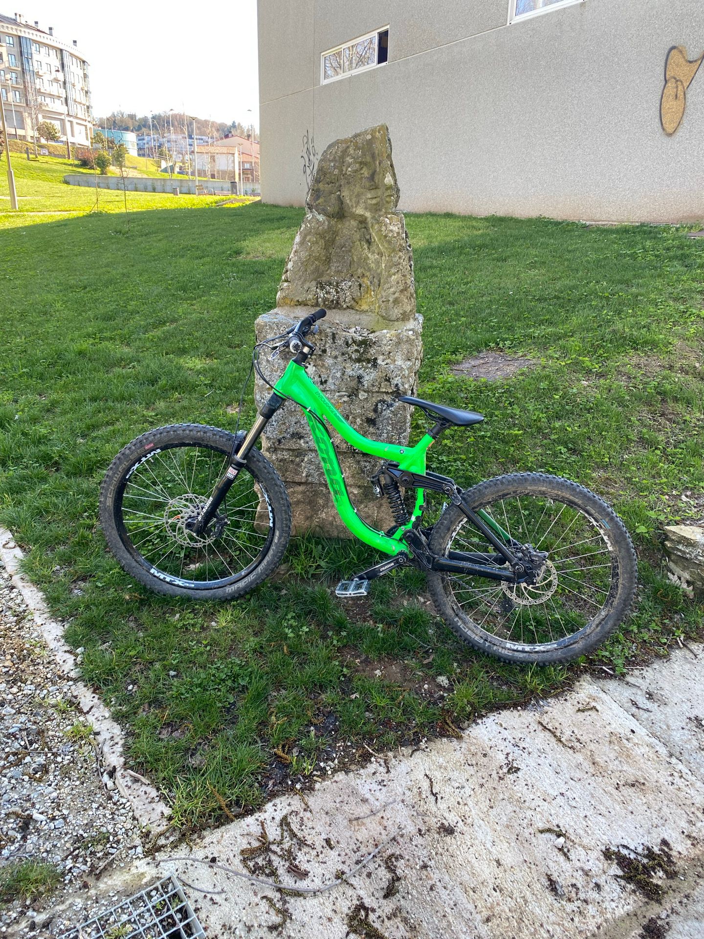 Kona ENTOURAGE 2014 | buycycle