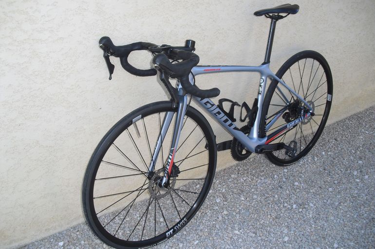 Used Giant Tcr Shimano Ultegra 2024 Road & Gravel, Light Gray — image 3 of 3