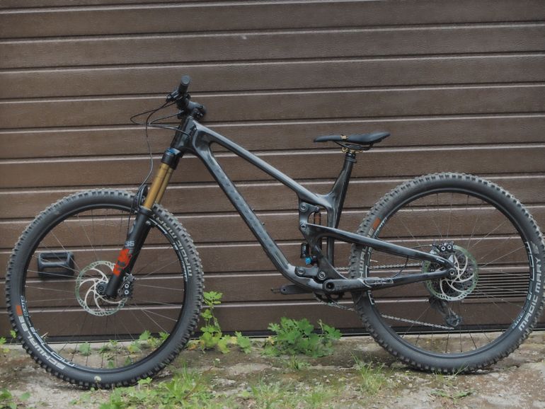Used Propain Tyee CF High End 2020 2020 Mountainbike, Black, 29, 27.5 — image 1 of 8