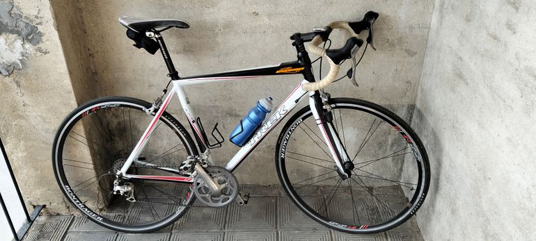 Used Trek Corsa 2013 Road & Gravel, White — image 1 of 4