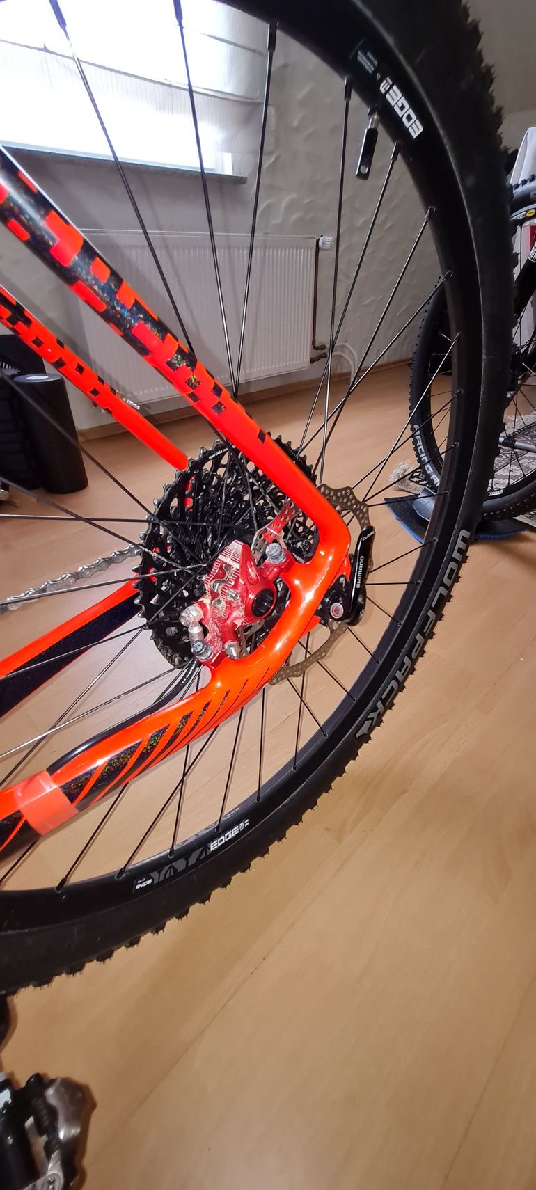 Used Hape Hape Hardtail 2021 Mountainbike, Red — image 4 of 7
