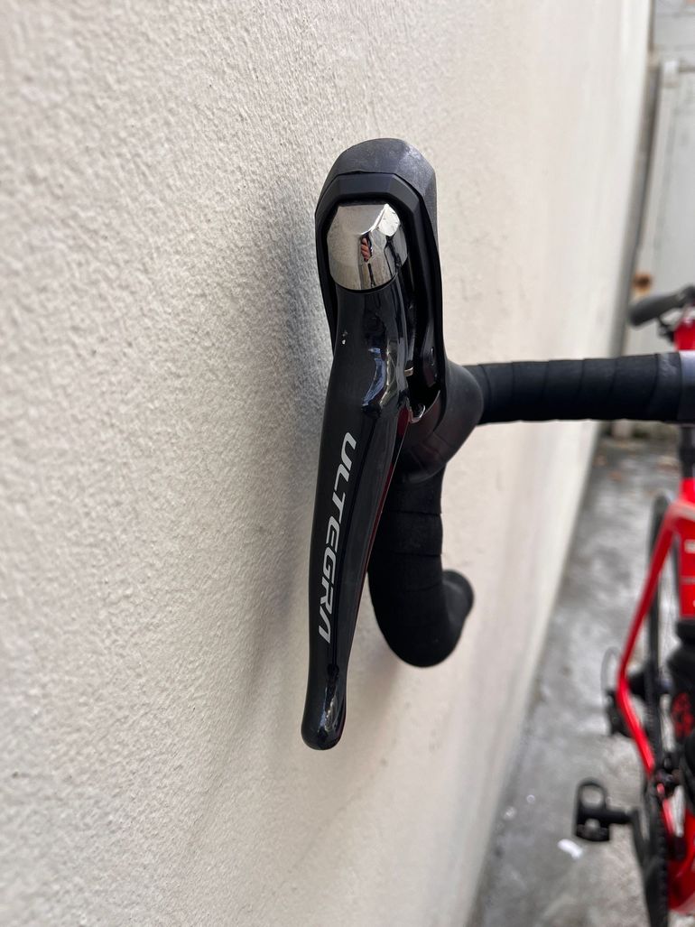 Used Trek Émonda SL 6 2021 2021 Road & Gravel, Red — image 4 of 5