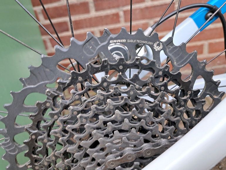 Used CUBE Ams SRAM X01 Eagle AXS 2023 Mountainbike, White — image 8 of 11