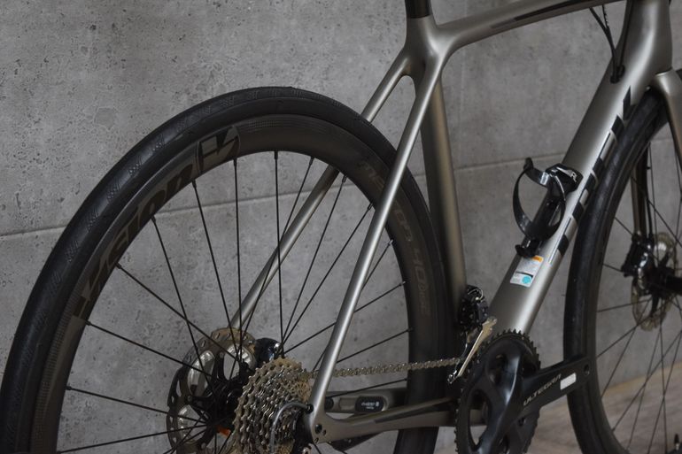 Used Trek Émonda SL 6 Disc 2018 2018 Road & Gravel — image 9 of 16
