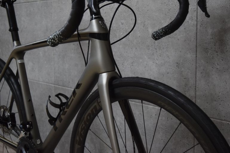 Used Trek Émonda SL 6 Disc 2018 2018 Road & Gravel — image 7 of 16