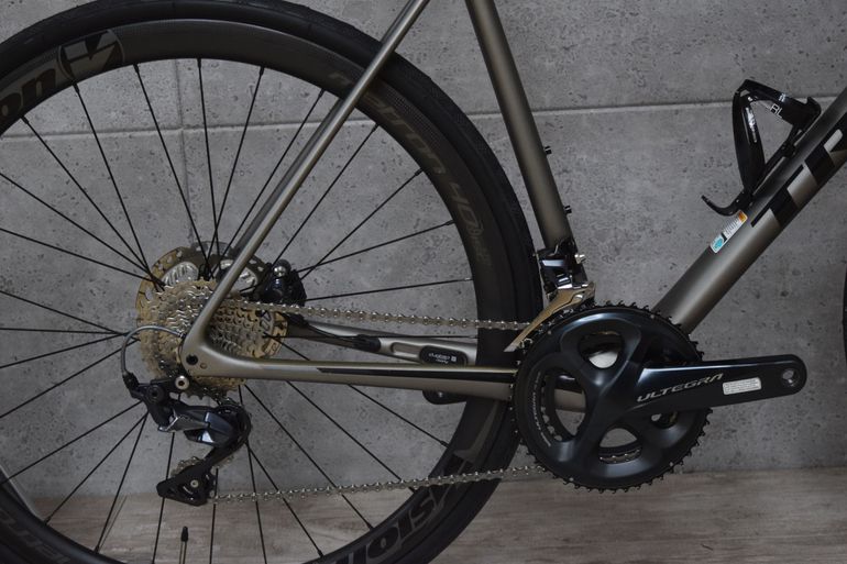 Used Trek Émonda SL 6 Disc 2018 2018 Road & Gravel — image 2 of 16