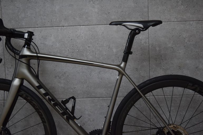Used Trek Émonda SL 6 Disc 2018 2018 Road & Gravel — image 14 of 16