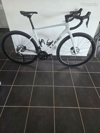 CUBE, Cube Attain C62 SLX