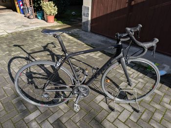 Used Trek Émonda SL 6 2016 2016 Road & Gravel, Black — image 5 of 7