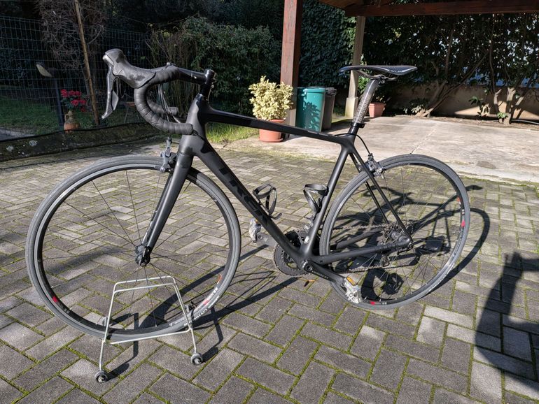 Used Trek Émonda SL 6 2016 2016 Road & Gravel, Black — image 1 of 7