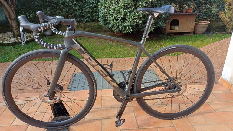 Used Trek Émonda SLR 7 2023 2023 Road & Gravel, Schwarz — image 1 of 6