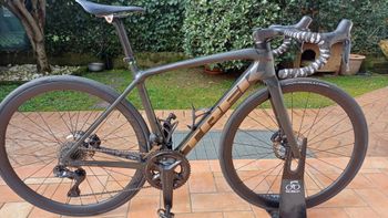 Used Trek Émonda SLR 7 2023 2023 Road & Gravel, Schwarz — image 4 of 6