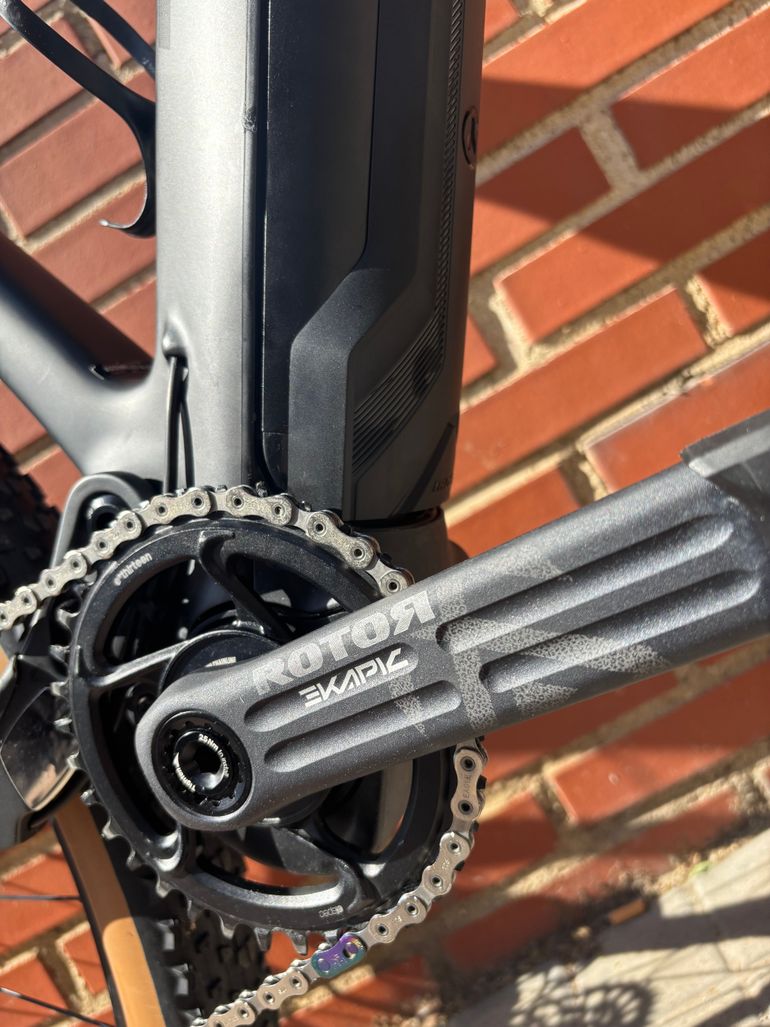 Used Trek e caliber 9.6 Carbono 2022 Mountainbike, Light Gray — image 18 of 24