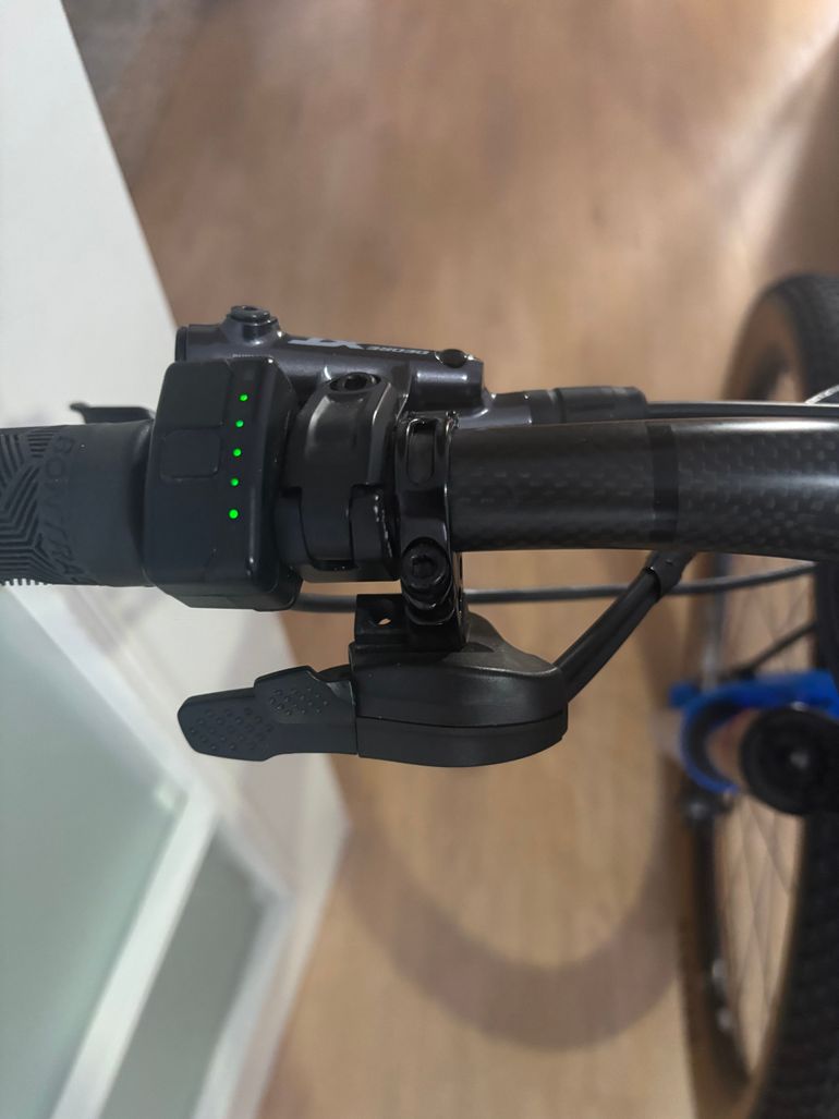 Used Trek e caliber 9.6 Carbono 2023 Mountainbike — image 10 of 14