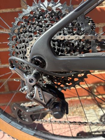 Used Trek e caliber 9.6 Carbono 2022 Mountainbike, Light Gray — image 20 of 24