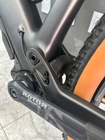 Used Trek e caliber 9.6 Carbono 2022 Mountainbike, Light Gray — image 10 of 24