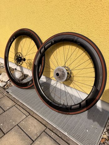 Gebrauchtes Specialized Tarmac S-WORKS 2023 Road & Gravel, Violett — Bild 6 von 19