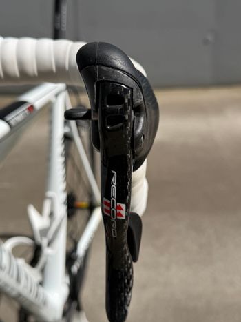 Used Canyon Ultimate CF SLX 9.0 Pro 2012 Road & Gravel, White — image 4 of 7