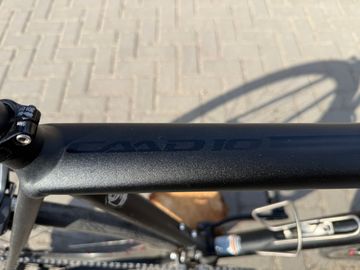 Tweedehands Cannondale CAAD 10 Black Inc. 2014 Road & Gravel — afbeelding 3 van 7