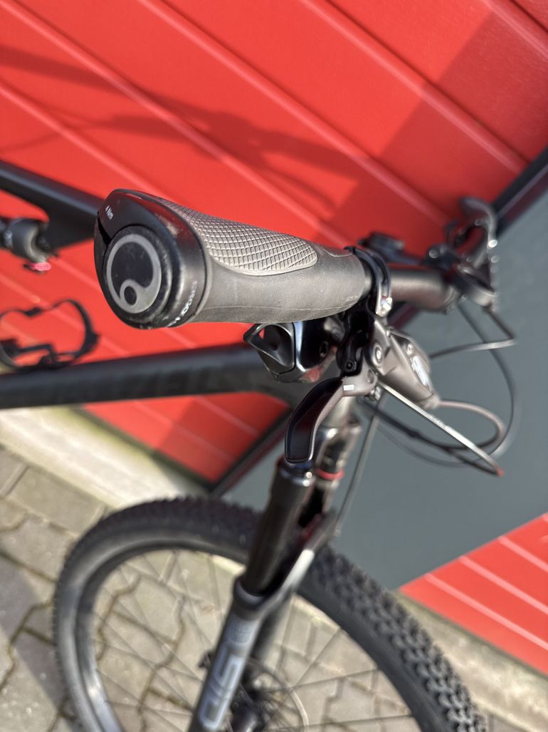 Used Specialized Epic EVO Comp 2022 2022 Mountainbike, Black, 29 — image 11 of 20