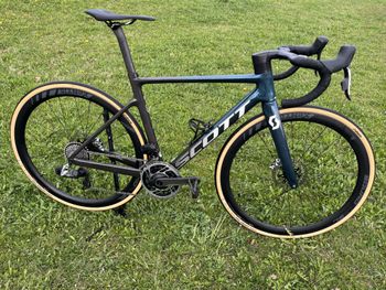 Scott, Addict RC SRAM Red eTap AXS