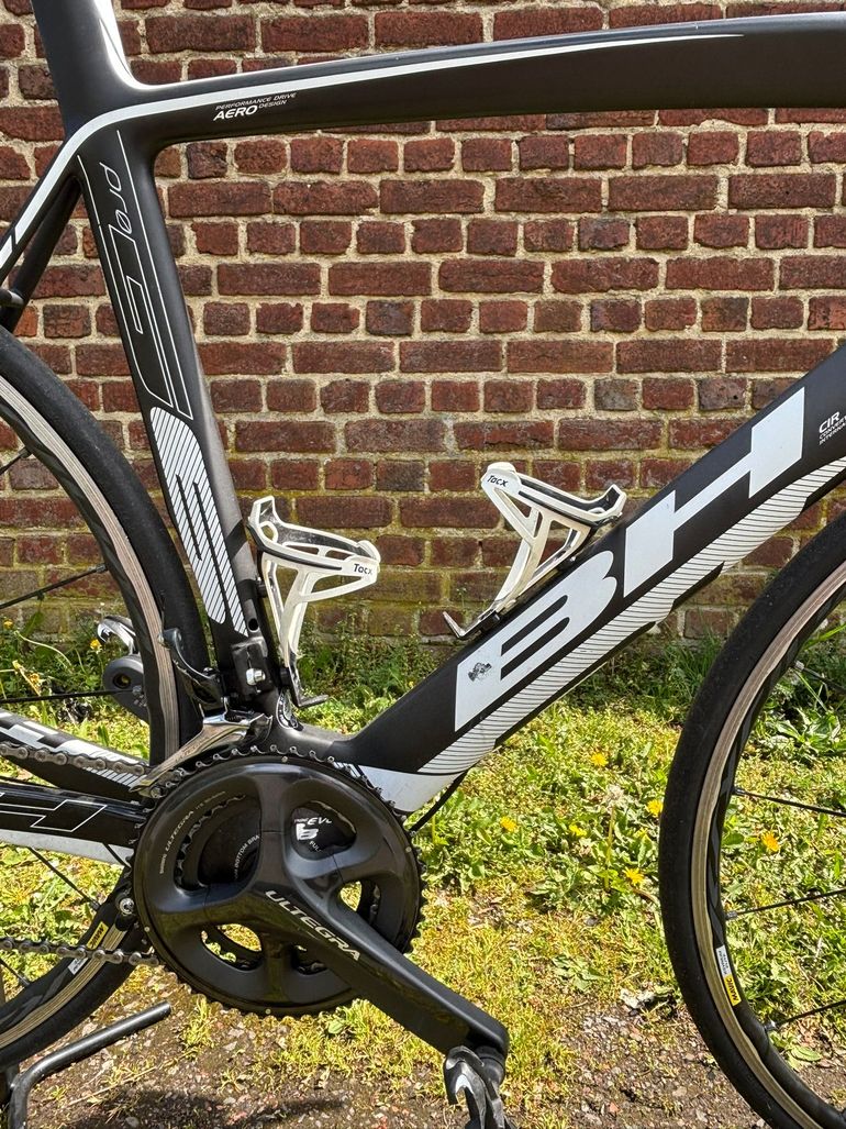 Used BH G6 Pro Ultegra 2016 2016 Road & Gravel — image 2 of 17
