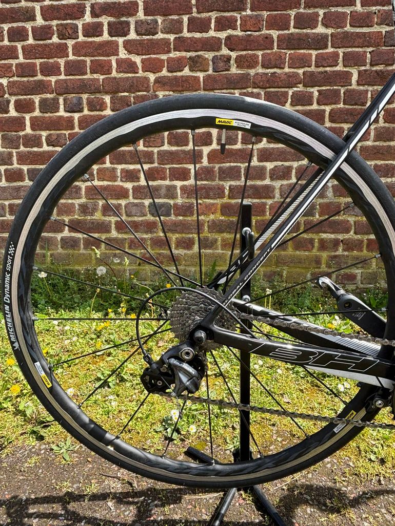 Used BH G6 Pro Ultegra 2016 2016 Road & Gravel — image 3 of 17